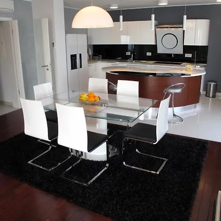 Penthouse Dolo, Free Parking Διαμέρισμα *